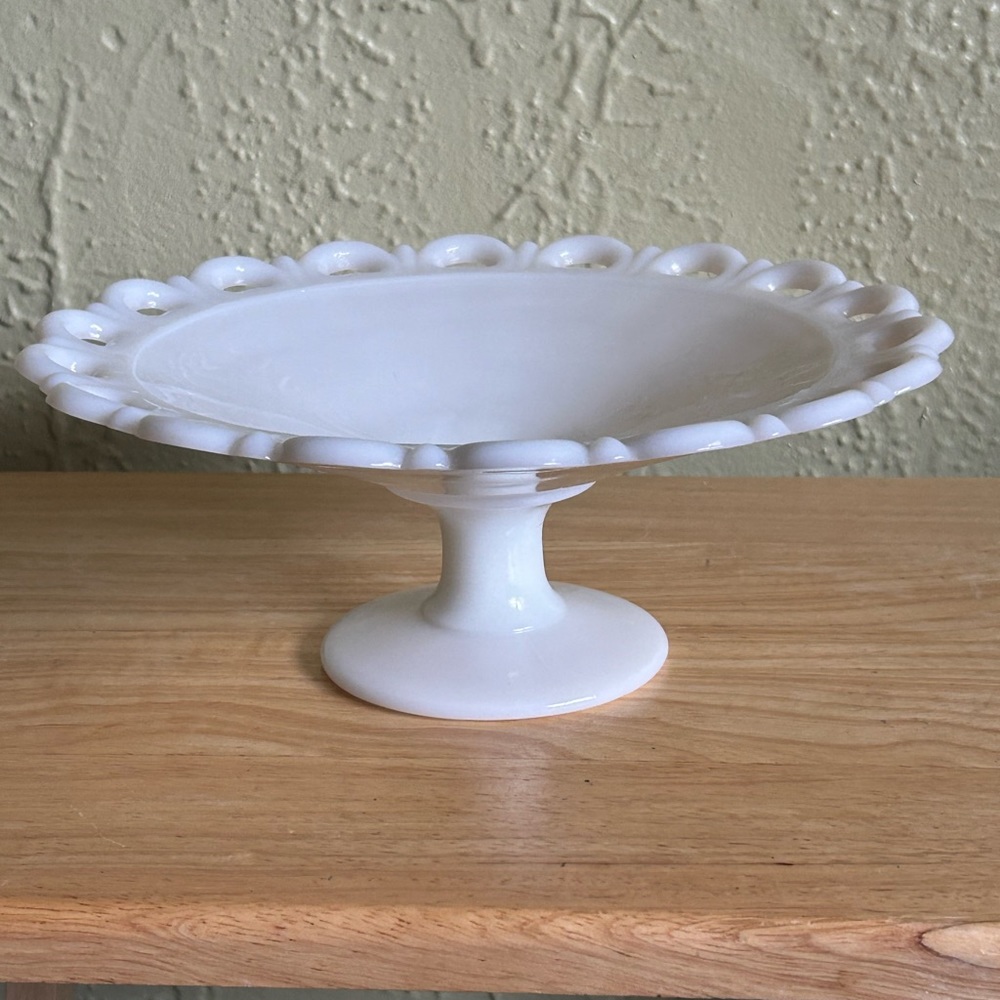 Vintage milk glass open bowl